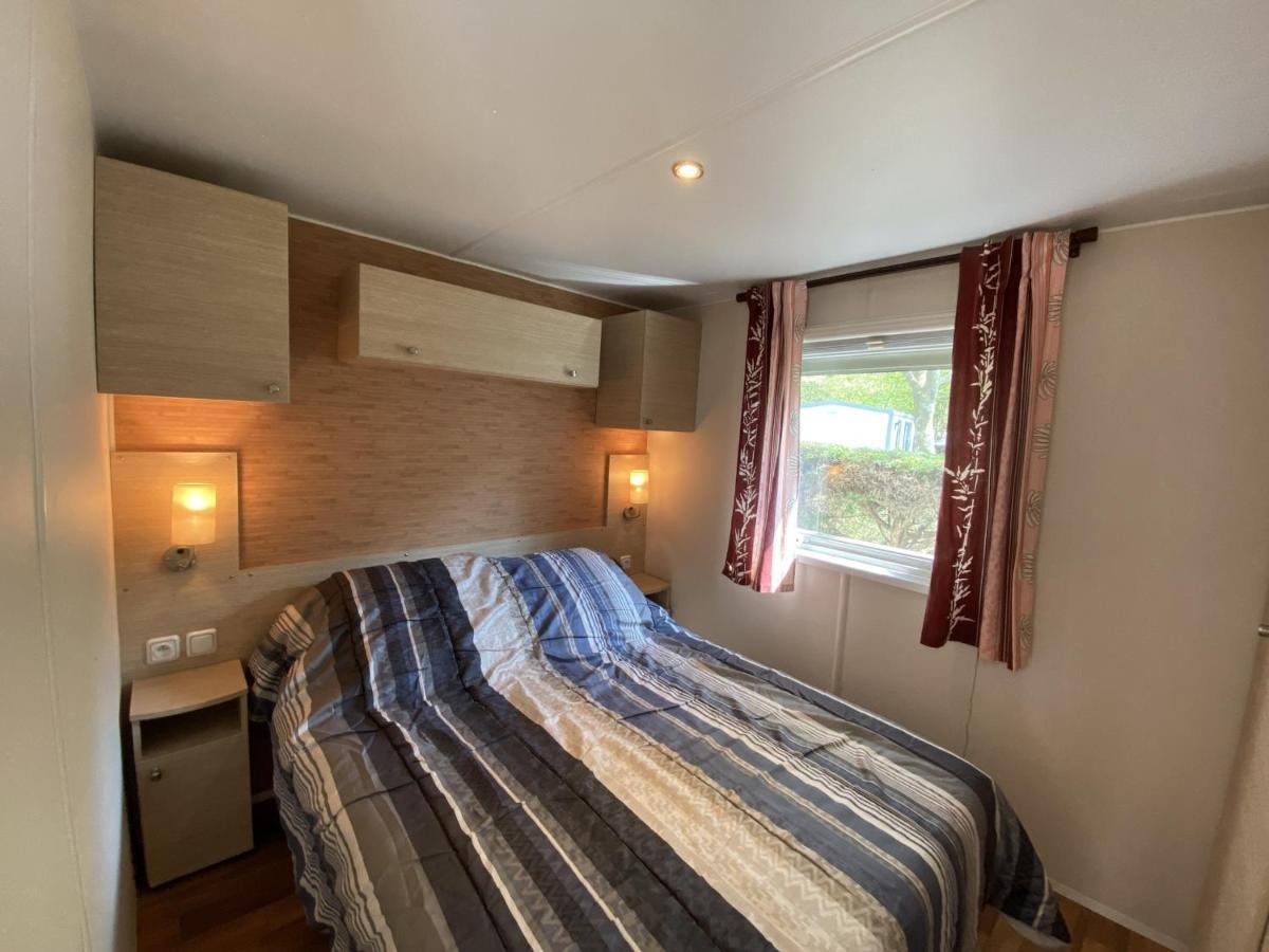 Mobil-Home A Fouras : Proche Plage, 2 Chambres, Tv, Plancha, Parking, Ideal Famille - Fr-1-709-58 מראה חיצוני תמונה